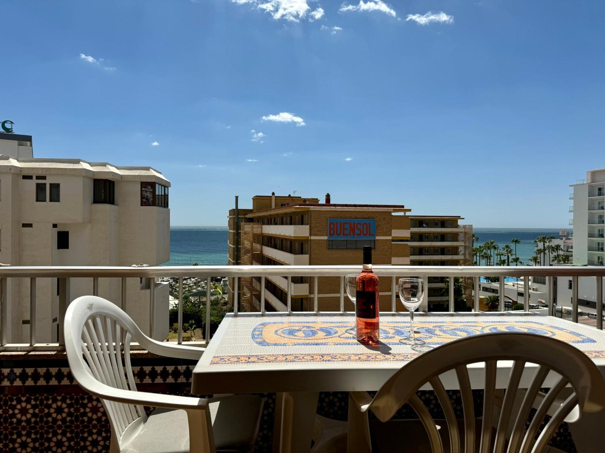 Appartement La Carihuela A 150 Metros De La Playa Con Espectaculares Vistas à Torremolinos Extérieur photo