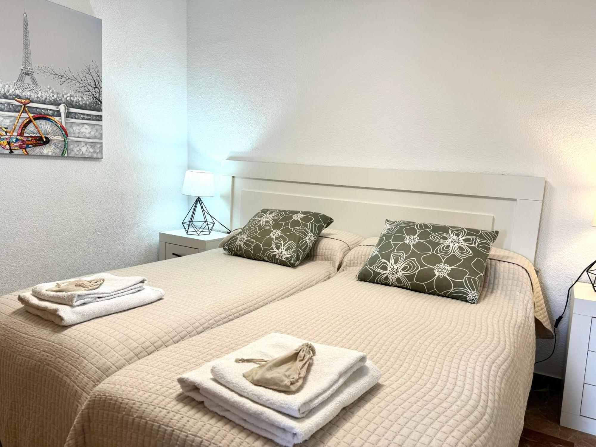 Appartement La Carihuela A 150 Metros De La Playa Con Espectaculares Vistas à Torremolinos Extérieur photo